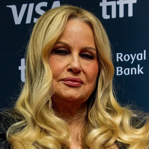 Portrait of Jennifer Coolidge