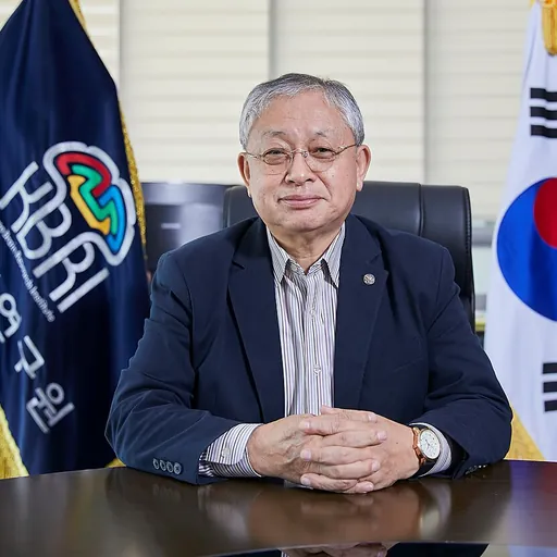 Portrait of Suh Pann-Ghill