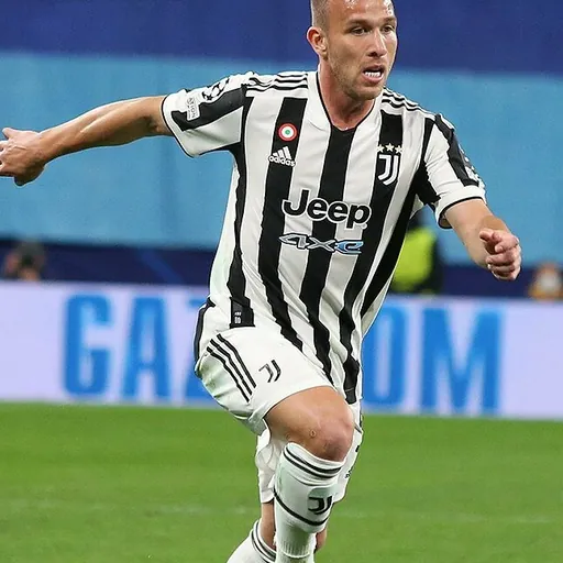Portrait of Arthur Melo