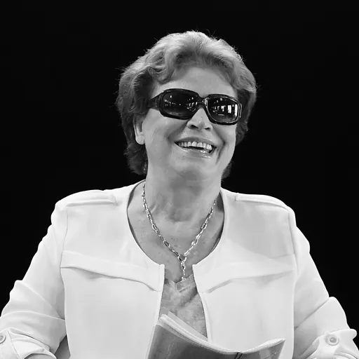 Portrait of Françoise Chandernagor
