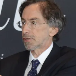 Portrait of Corby Kummer
