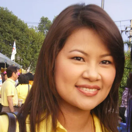 Portrait of Sarocha Pornudomsak