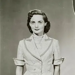 Portrait of Mary Ellen Kay