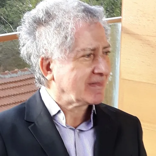 Portrait of Mutlu Sümer