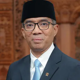 Portrait of Brian Yuliarto