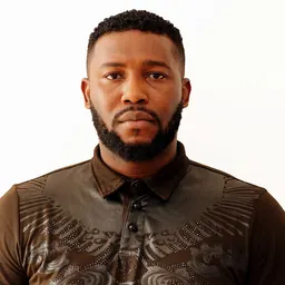 Portrait of Uche Nwaezeapu
