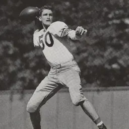 Portrait of Bob DeMoss