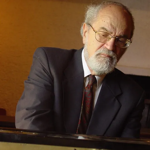 Portrait of Roger Kamien