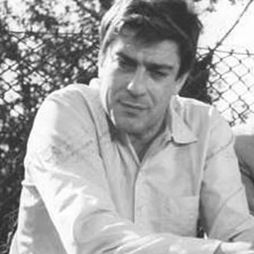 Portrait of Enzo Viena
