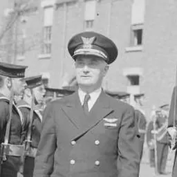 Portrait of Lloyd Chalker