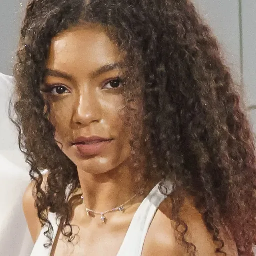 Portrait of Any Gabrielly
