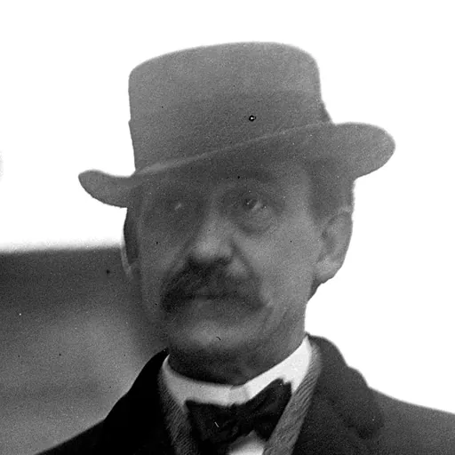 Portrait of Lincoln Dixon
