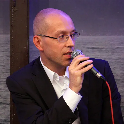 Portrait of Jörg Asmussen