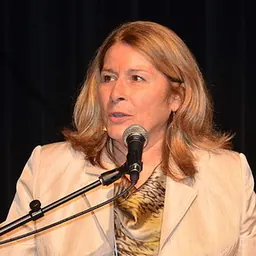 Portrait of Kathy Bardswick