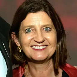 Portrait of Rebecca Blumenstein