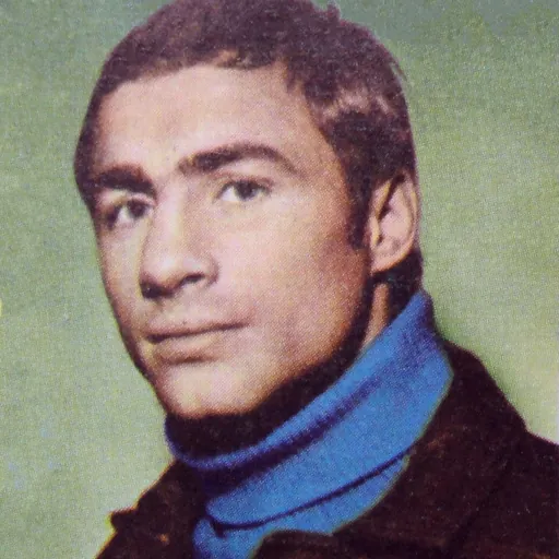 Portrait of Tom Bogs