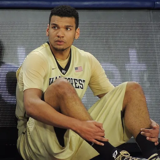 Portrait of Devin Thomas