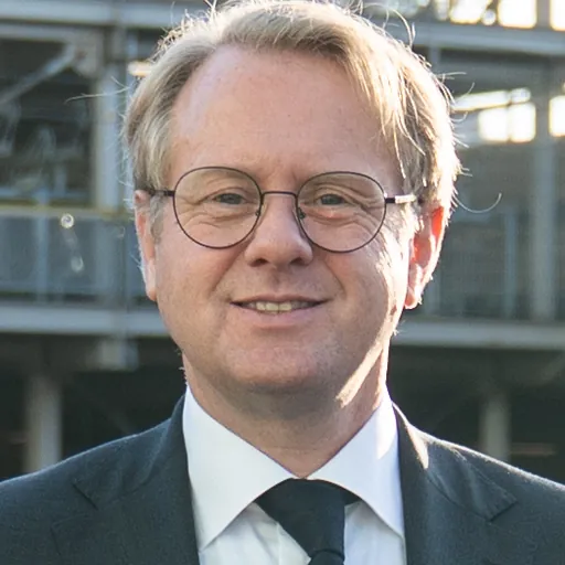 Portrait of Robert Tieman