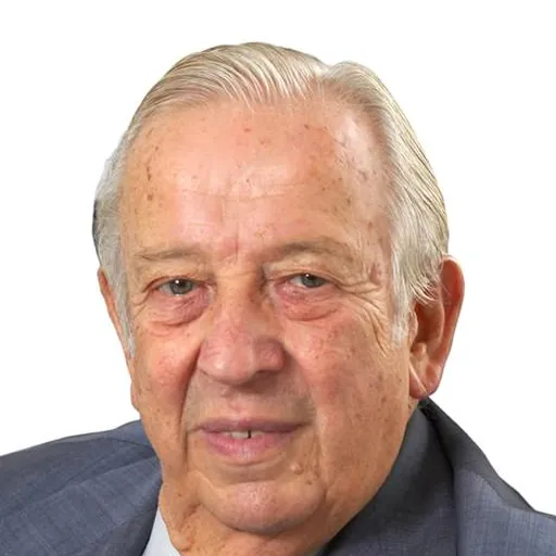 Portrait of Manuel Olivencia Ruiz