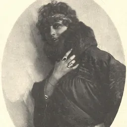 Portrait of Mizzi Günther