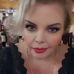 Portrait of Yolanda Valladares
