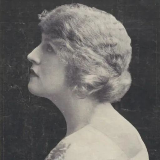 Portrait of Lena Halliday