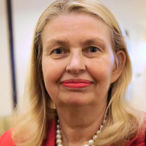 Portrait of Susan Jacoby