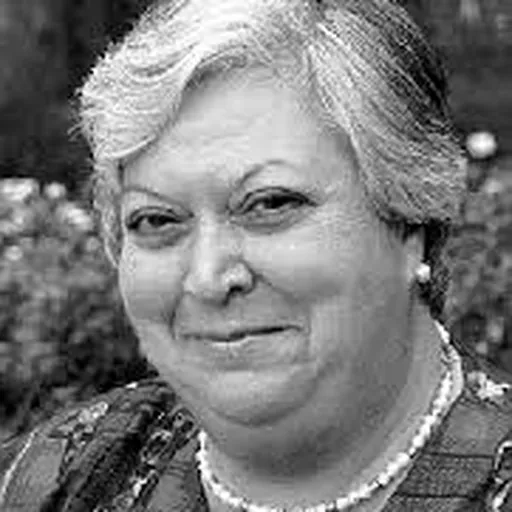 Portrait of Christine Deschamps