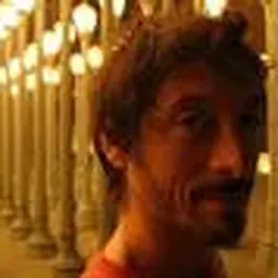 Portrait of Tim Aaron