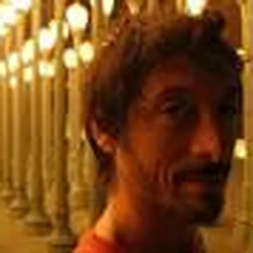 Portrait of Tim Aaron