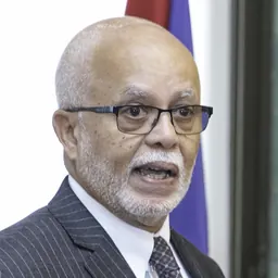 Portrait of Warren Evans