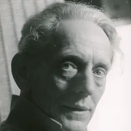 Portrait of Sigurd Leeder