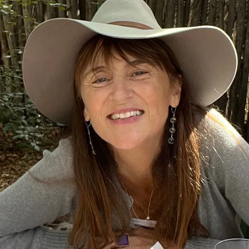 Portrait of Jen Sincero
