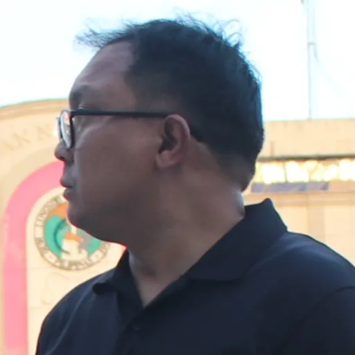 Portrait of Rommel Acuña