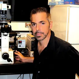 Portrait of Robert Lanza