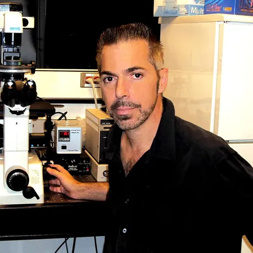 Portrait of Robert Lanza