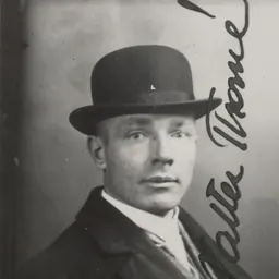 Portrait of Valter Thomé