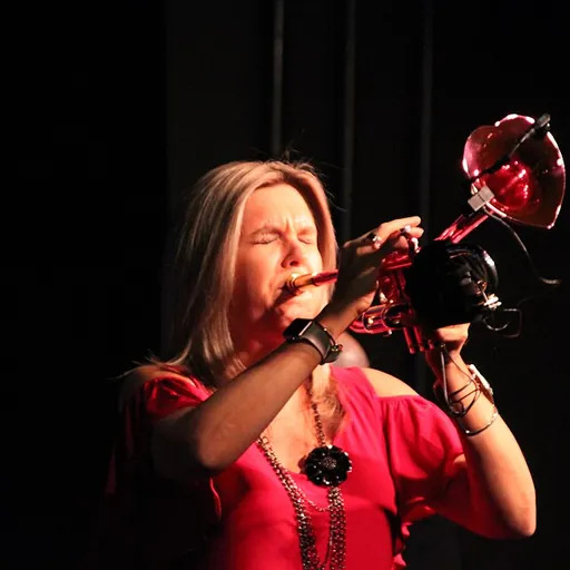 Portrait of Cindy Bradley
