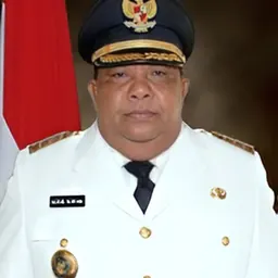 Portrait of Husnie Hentihu