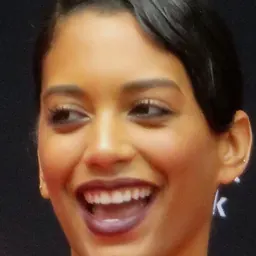 Portrait of Stefani Robinson