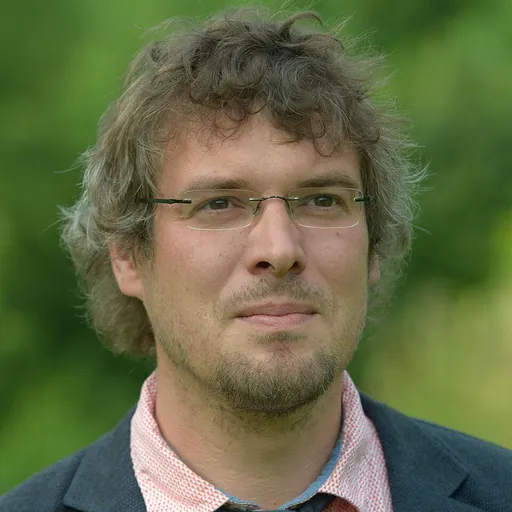 Portrait of Benedikt Paul Göcke
