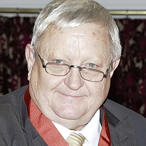 Portrait of Garth Carnaby
