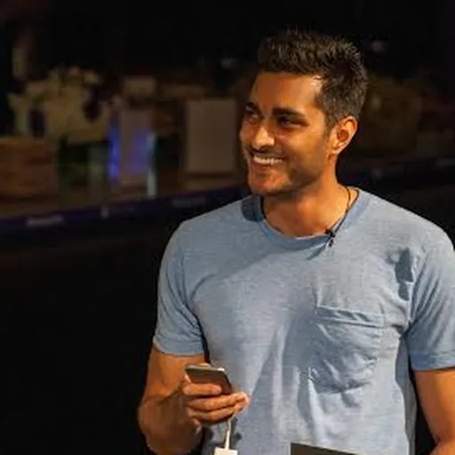 Portrait of Arjun Sethi