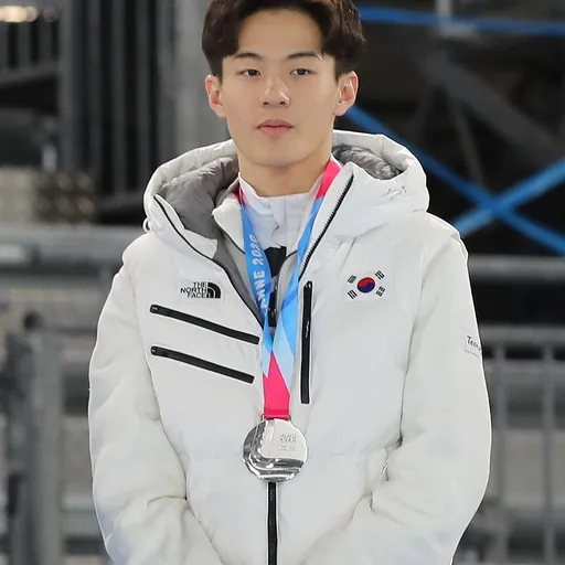 Portrait of Jang Sung-woo