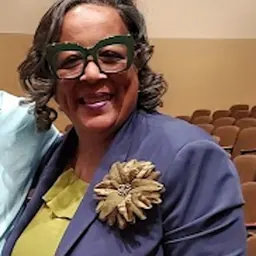 Portrait of Veronica Sims