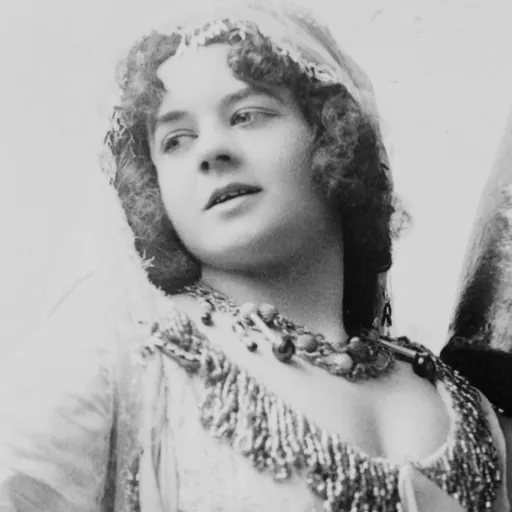 Portrait of Eva Tanguay