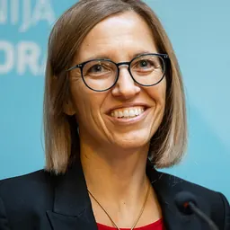 Portrait of Valentina Prevolnik Rupel