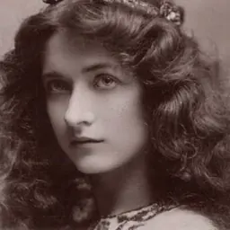 Portrait of Maude Fealy