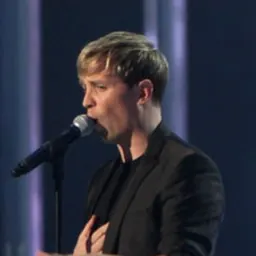 Portrait of Kian Egan