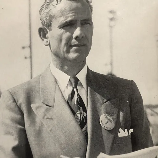 Portrait of Jess Hill